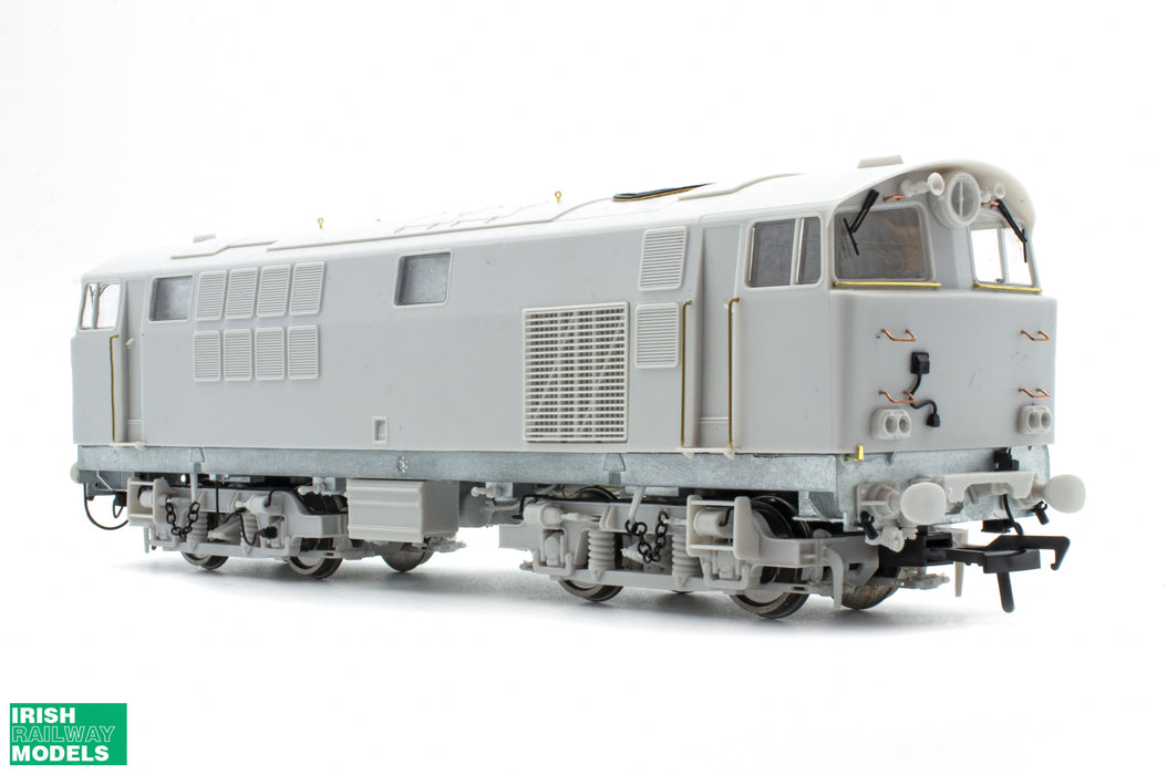 103 'Merlin' NIR Blue, with Red Chevrons - DCC Sound